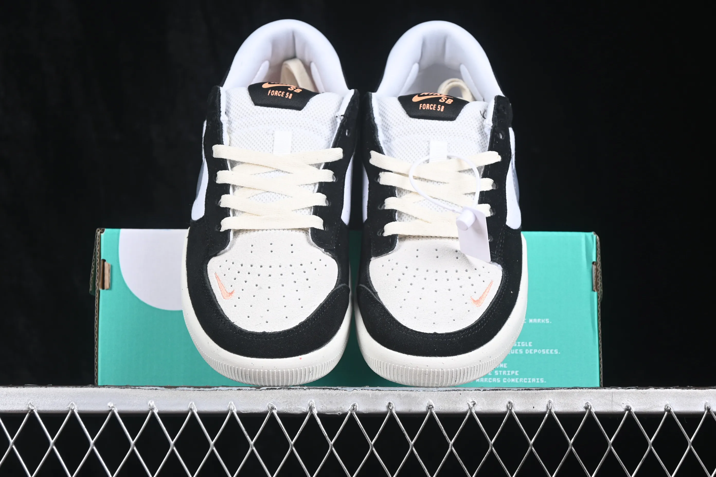 All categories Nk SB Dunk series Nk Force 58 simplified skateboard shoes Nike SB Force 58 Nike simplified retro skateboard shoes DV5477-012